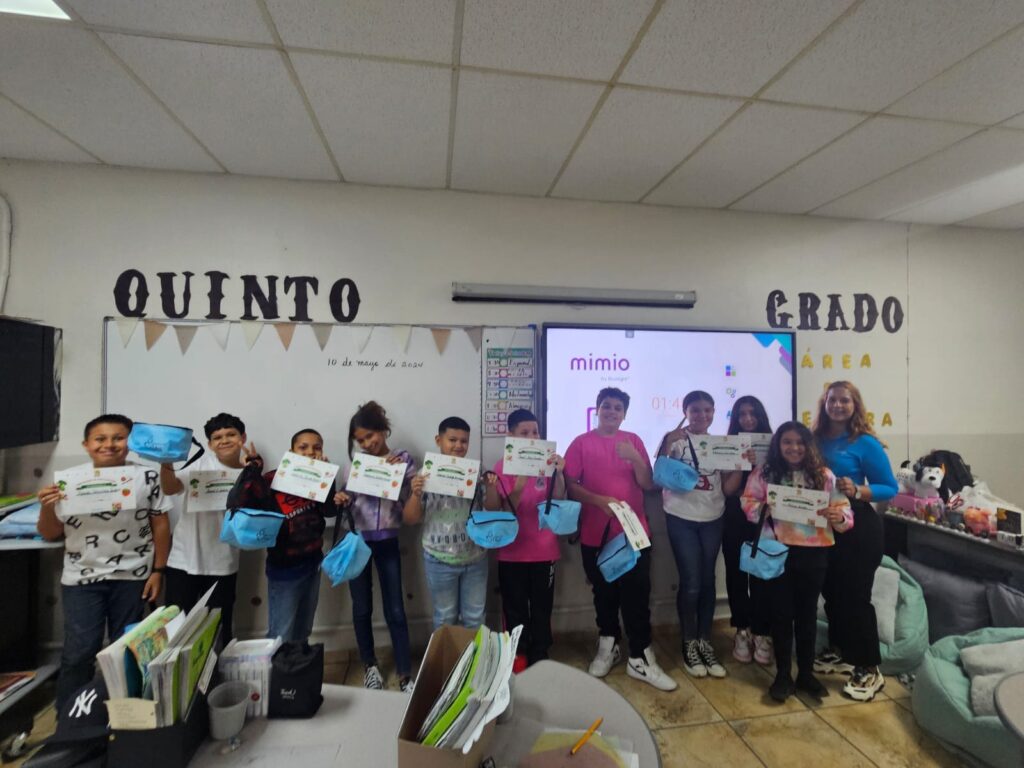 Durante el mes de la nutrición y la actividad física realizamos distintas actividades trabajando por una niñez sana.